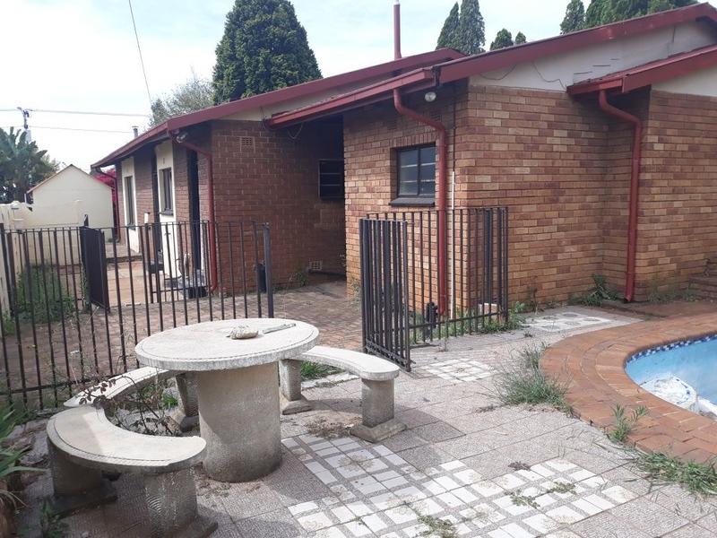 4 Bedroom Property for Sale in Klopperpark Gauteng