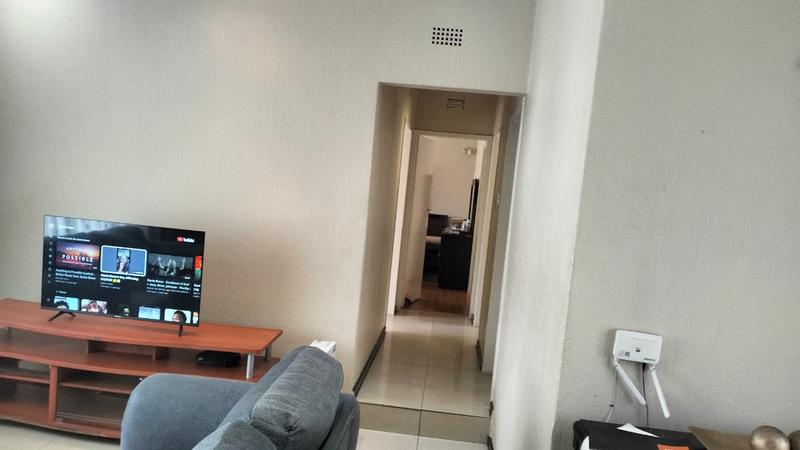 3 Bedroom Property for Sale in Leondale Gauteng