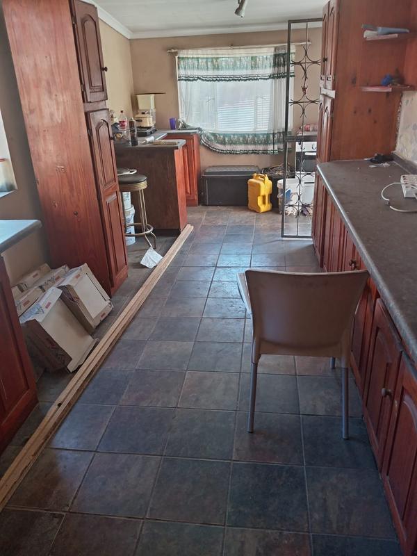 9 Bedroom Property for Sale in Geduld Gauteng