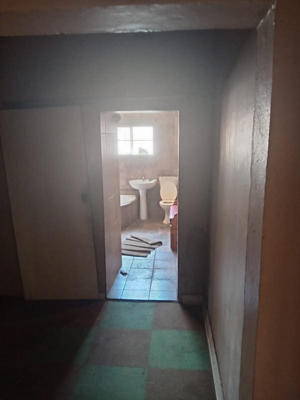 9 Bedroom Property for Sale in Geduld Gauteng