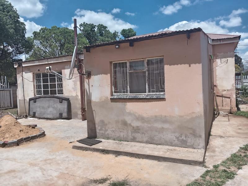 9 Bedroom Property for Sale in Geduld Gauteng