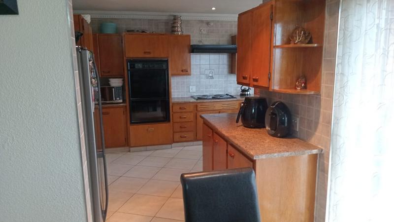 3 Bedroom Property for Sale in Winchester Hills Ext 3 Gauteng