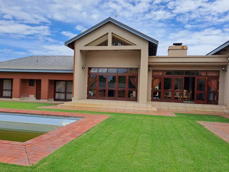 5 Bedroom Property for Sale in Roodeplaat Gauteng