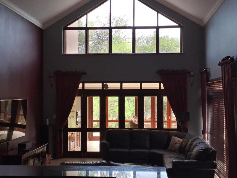 5 Bedroom Property for Sale in Roodeplaat Gauteng