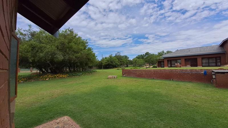 5 Bedroom Property for Sale in Roodeplaat Gauteng