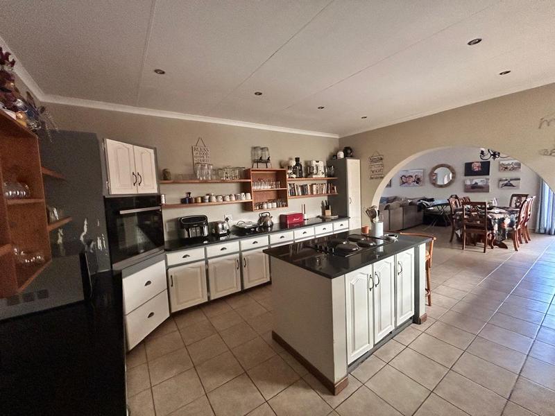 5 Bedroom Property for Sale in Jordaan Park Gauteng