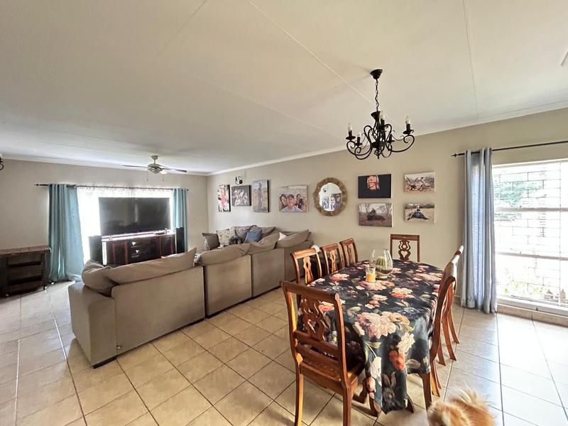 5 Bedroom Property for Sale in Jordaan Park Gauteng