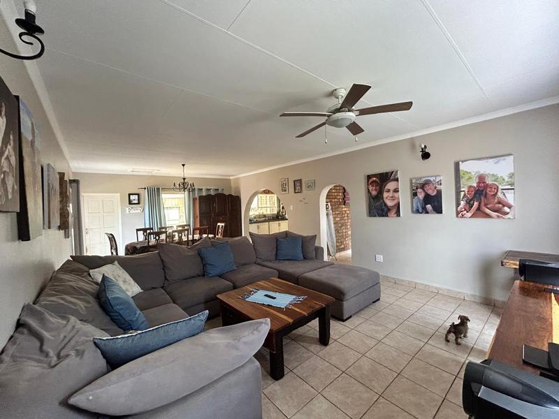 5 Bedroom Property for Sale in Jordaan Park Gauteng