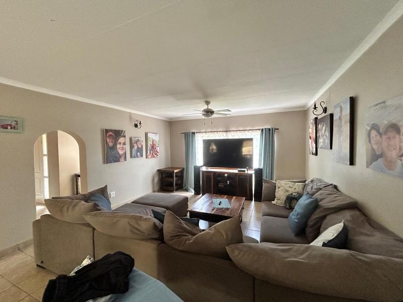 5 Bedroom Property for Sale in Jordaan Park Gauteng