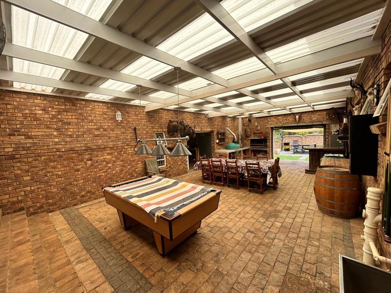 5 Bedroom Property for Sale in Jordaan Park Gauteng