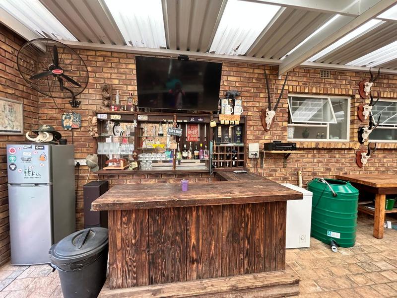 5 Bedroom Property for Sale in Jordaan Park Gauteng