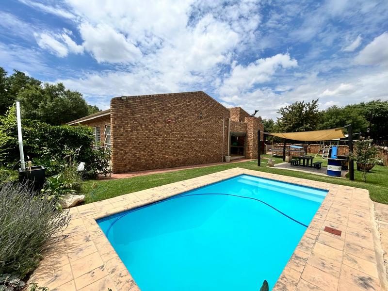 5 Bedroom Property for Sale in Jordaan Park Gauteng