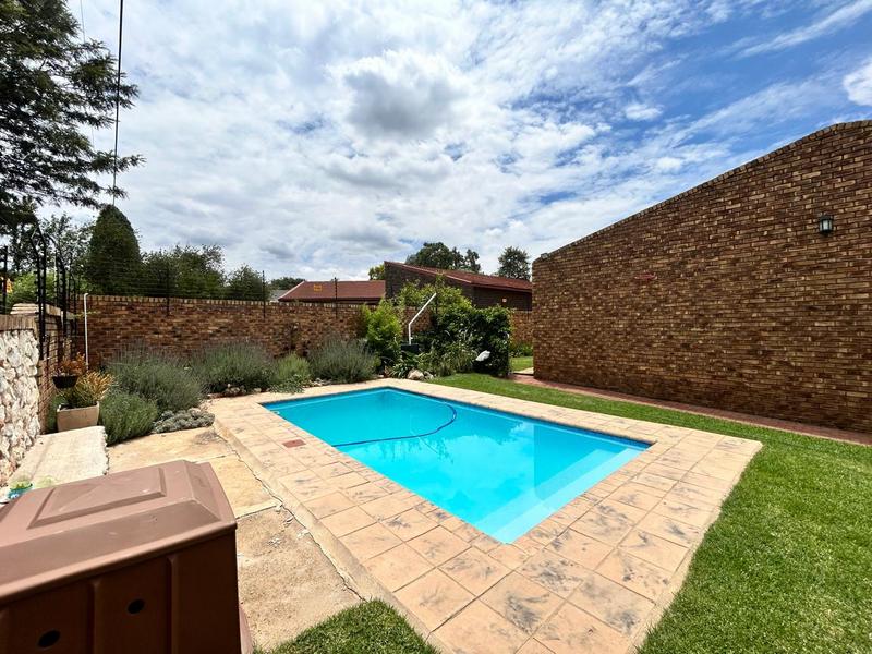 5 Bedroom Property for Sale in Jordaan Park Gauteng