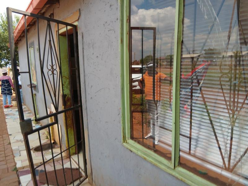 2 Bedroom Property for Sale in Kanana Park Gauteng