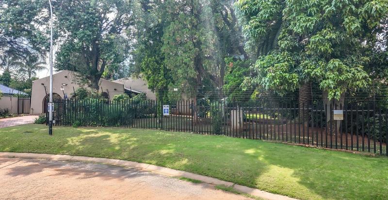 4 Bedroom Property for Sale in Northcliff Gauteng