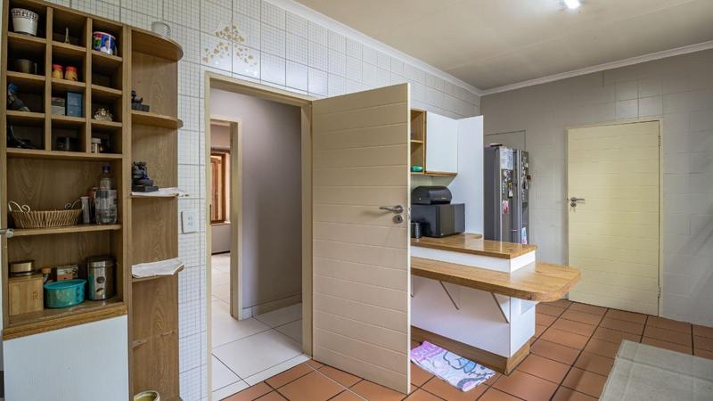 4 Bedroom Property for Sale in Northcliff Gauteng