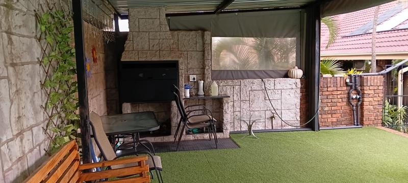 4 Bedroom Property for Sale in Dorandia Gauteng