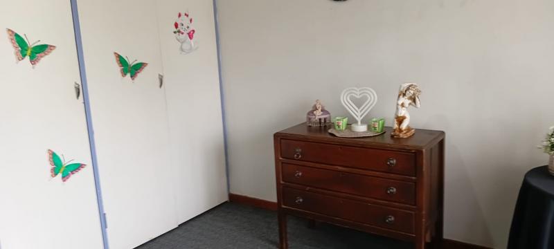 4 Bedroom Property for Sale in Dorandia Gauteng