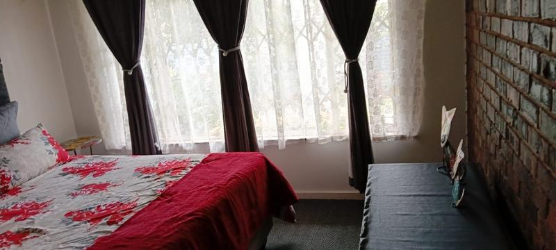 4 Bedroom Property for Sale in Dorandia Gauteng