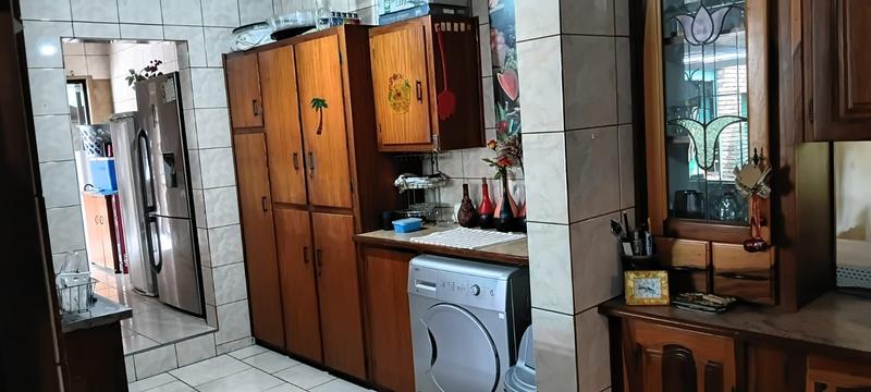 4 Bedroom Property for Sale in Dorandia Gauteng