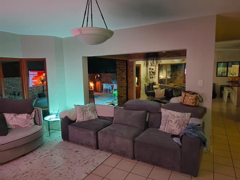 4 Bedroom Property for Sale in Silver Lakes Gauteng