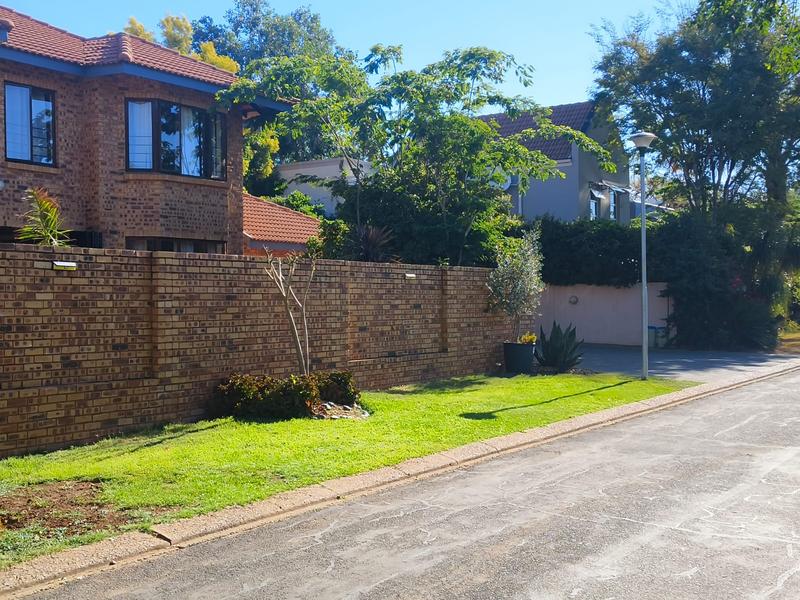 4 Bedroom Property for Sale in Silver Lakes Gauteng