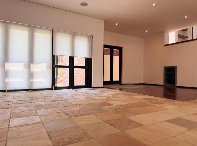 6 Bedroom Property for Sale in Dainfern Valley Gauteng