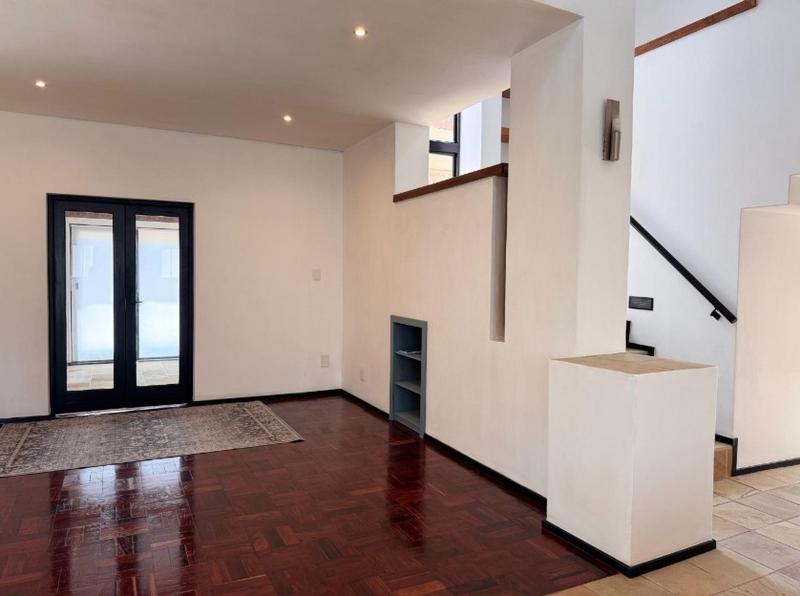 6 Bedroom Property for Sale in Dainfern Valley Gauteng