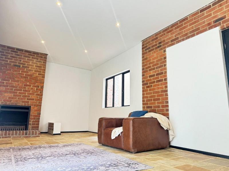 6 Bedroom Property for Sale in Dainfern Valley Gauteng