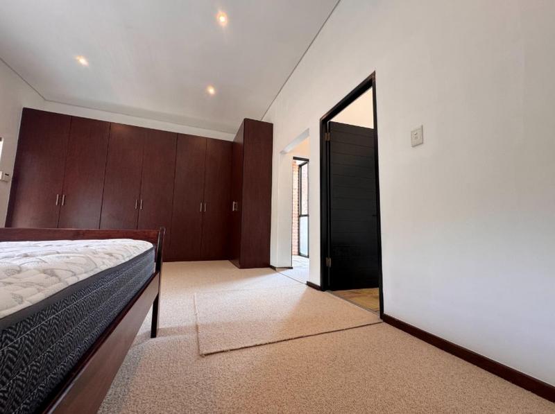 6 Bedroom Property for Sale in Dainfern Valley Gauteng