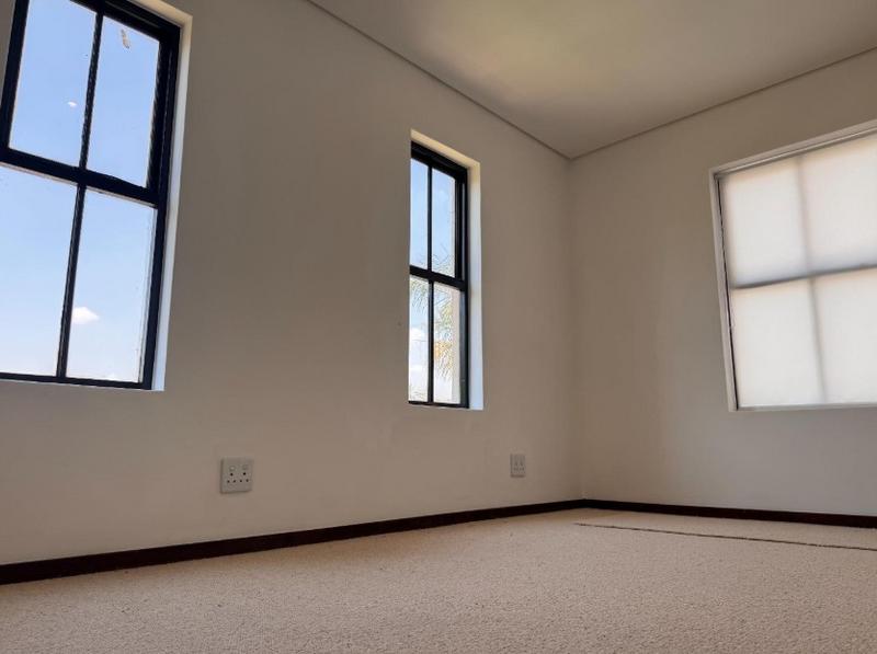 6 Bedroom Property for Sale in Dainfern Valley Gauteng