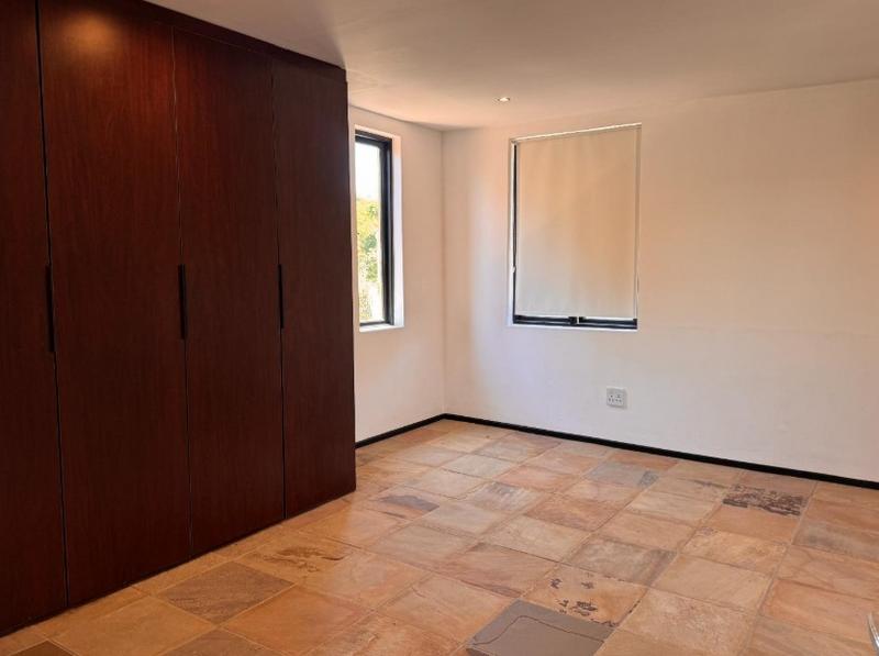 6 Bedroom Property for Sale in Dainfern Valley Gauteng