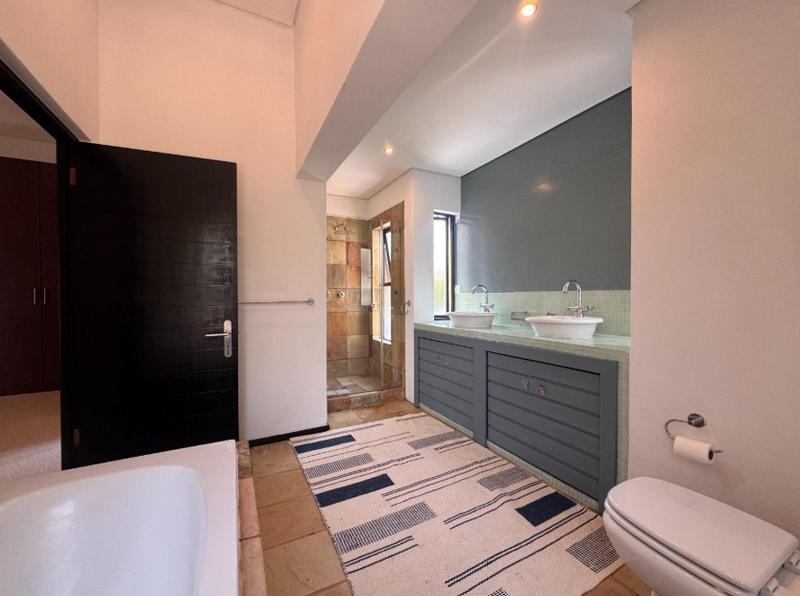 6 Bedroom Property for Sale in Dainfern Valley Gauteng