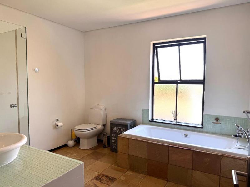 6 Bedroom Property for Sale in Dainfern Valley Gauteng