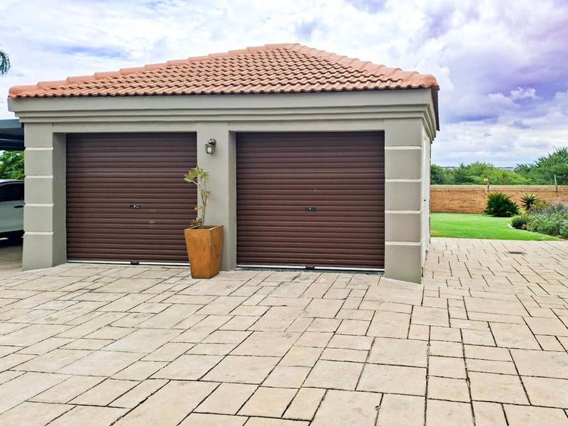 3 Bedroom Property for Sale in Amberfield Glen Gauteng