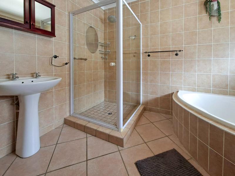 3 Bedroom Property for Sale in Amberfield Glen Gauteng