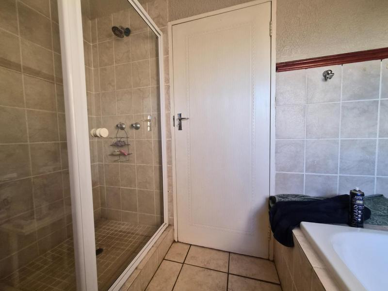 To Let 2 Bedroom Property for Rent in Annlin Gauteng