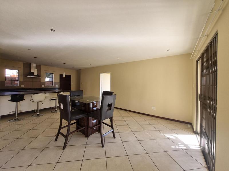 4 Bedroom Property for Sale in Mooikloof Ridge Gauteng