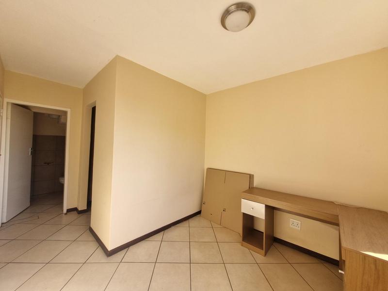 4 Bedroom Property for Sale in Mooikloof Ridge Gauteng