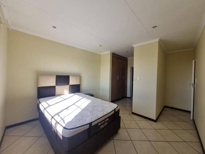 4 Bedroom Property for Sale in Mooikloof Ridge Gauteng