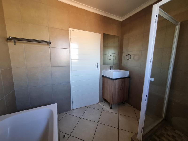 4 Bedroom Property for Sale in Mooikloof Ridge Gauteng