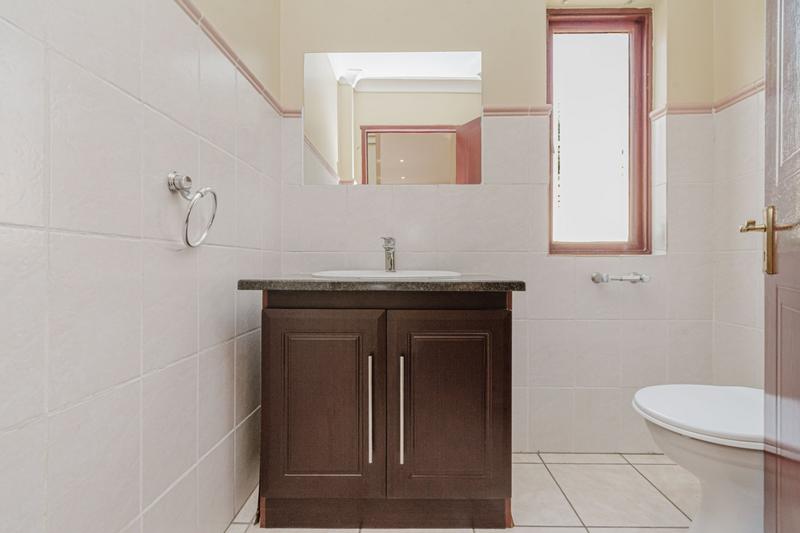 4 Bedroom Property for Sale in Blue Valley Golf Estate Gauteng