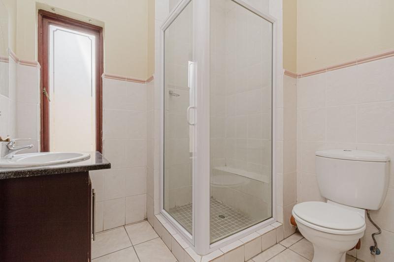 4 Bedroom Property for Sale in Blue Valley Golf Estate Gauteng