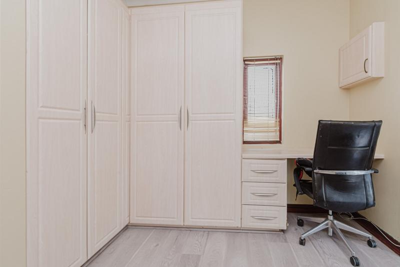 4 Bedroom Property for Sale in Blue Valley Golf Estate Gauteng