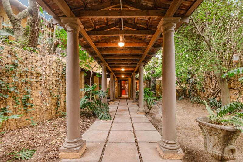 15 Bedroom Property for Sale in Glenferness Gauteng