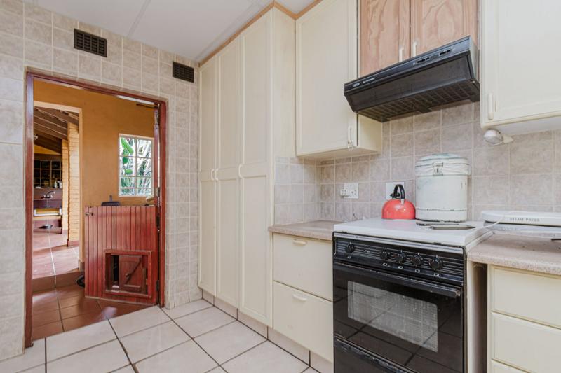 15 Bedroom Property for Sale in Glenferness Gauteng