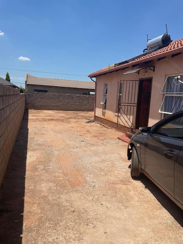 3 Bedroom Property for Sale in Lehae Gauteng