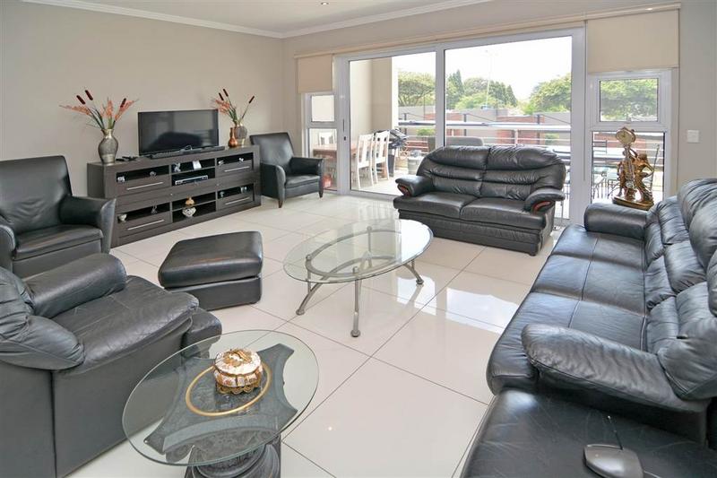 To Let 3 Bedroom Property for Rent in Bryanston Gauteng