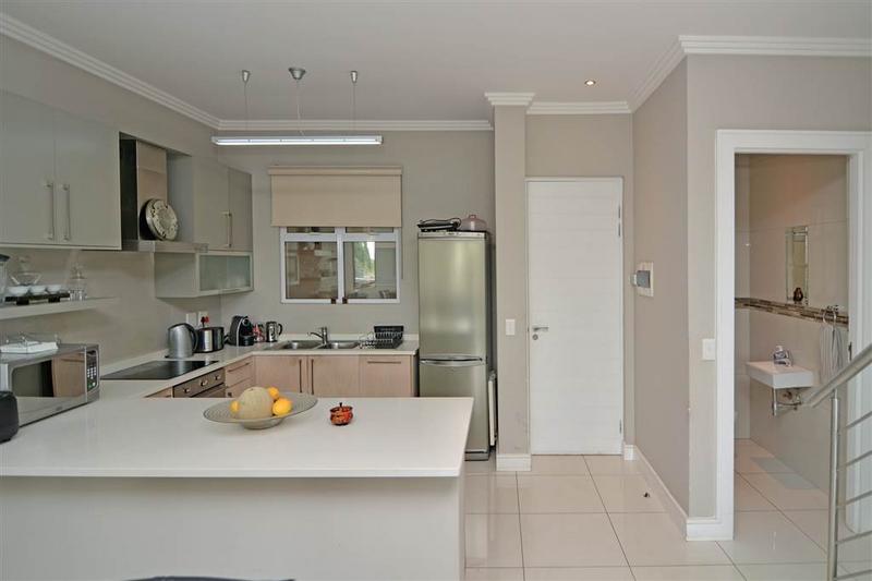 To Let 3 Bedroom Property for Rent in Bryanston Gauteng