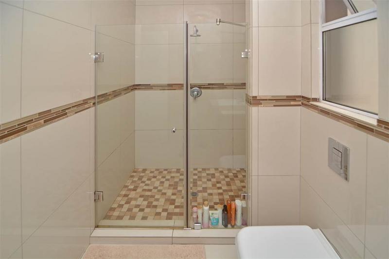 To Let 3 Bedroom Property for Rent in Bryanston Gauteng